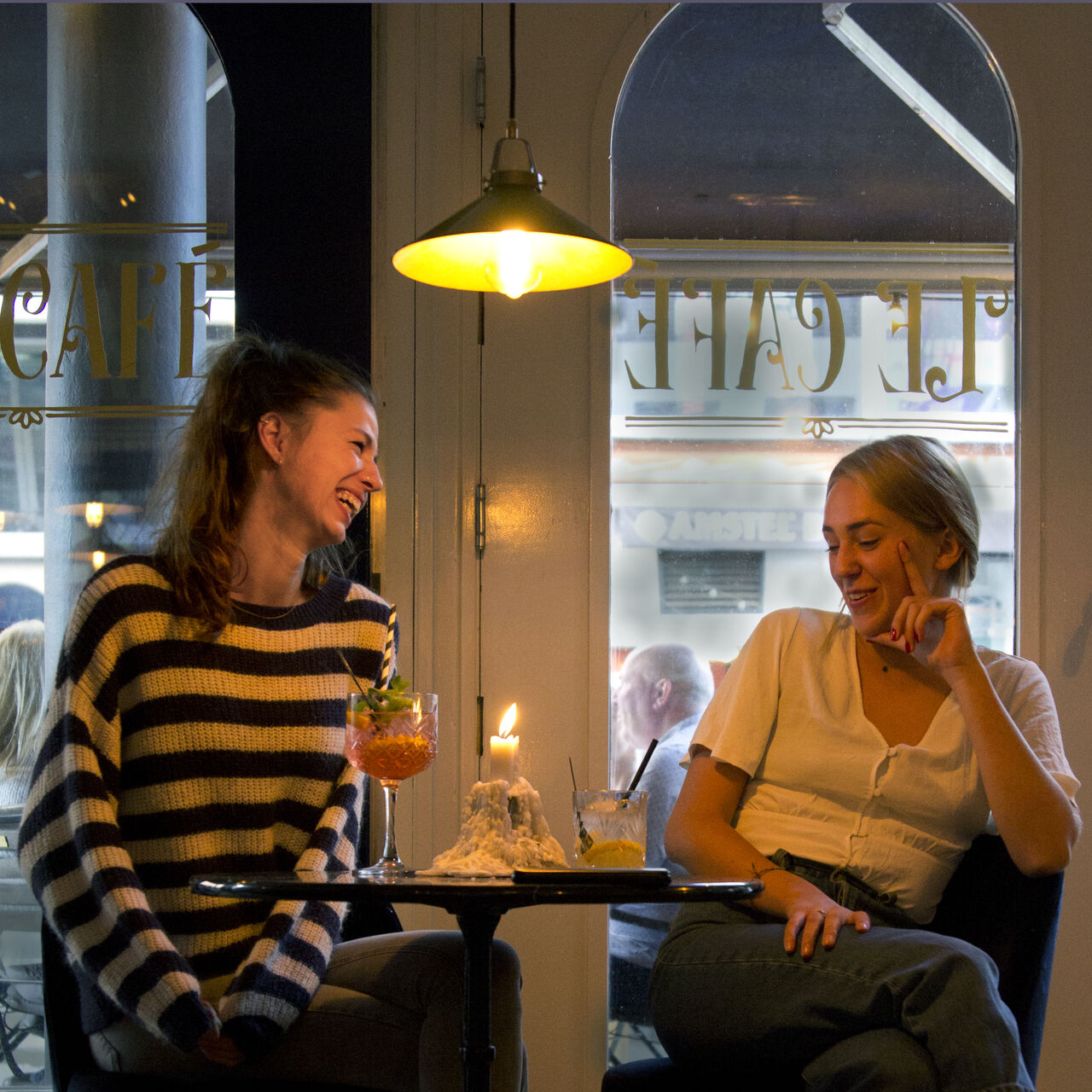 src=https://cdn.website.dish.co/media/85/ef/3114174/Le-Cafe-RM-20190921-3564edit.jpg