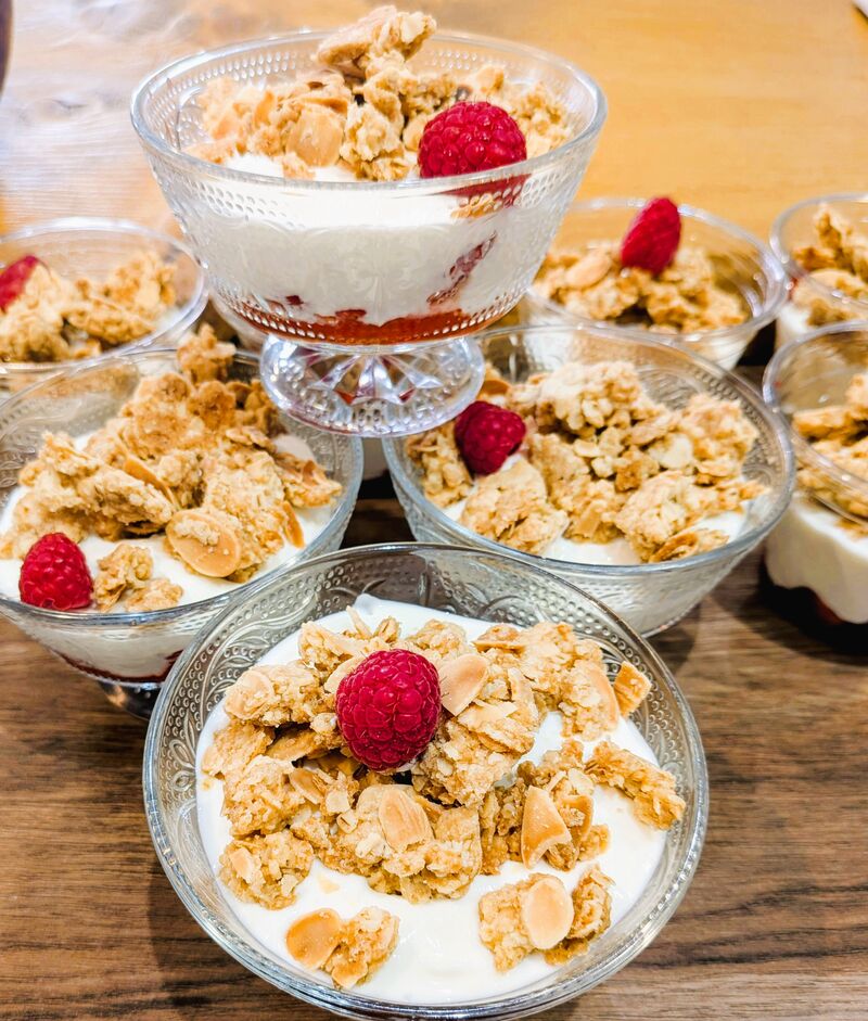Granola yaourt aux fruits rouges