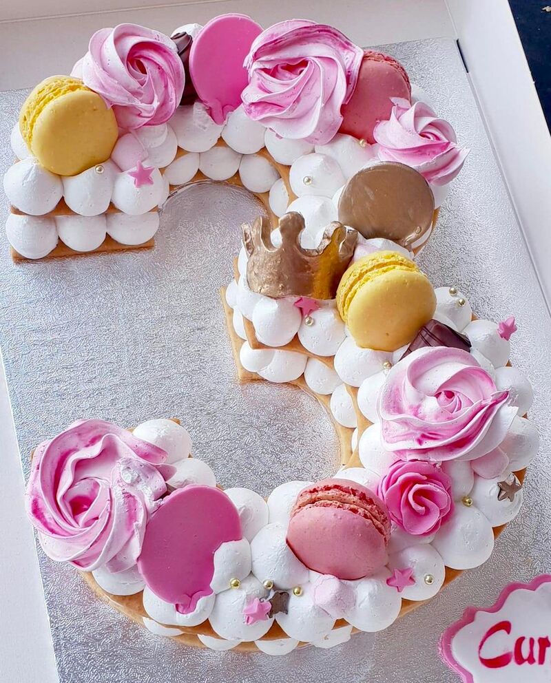 NUMBER CAKE