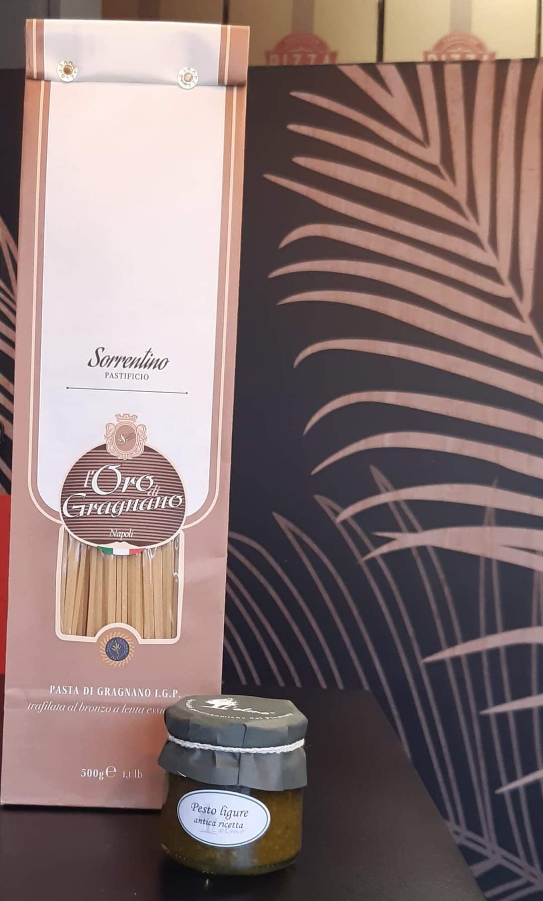 Pâte de Gragnano (Napoli)
Une pâte artisanale, fait sécher naturellement,selon la tradition de Gragnano