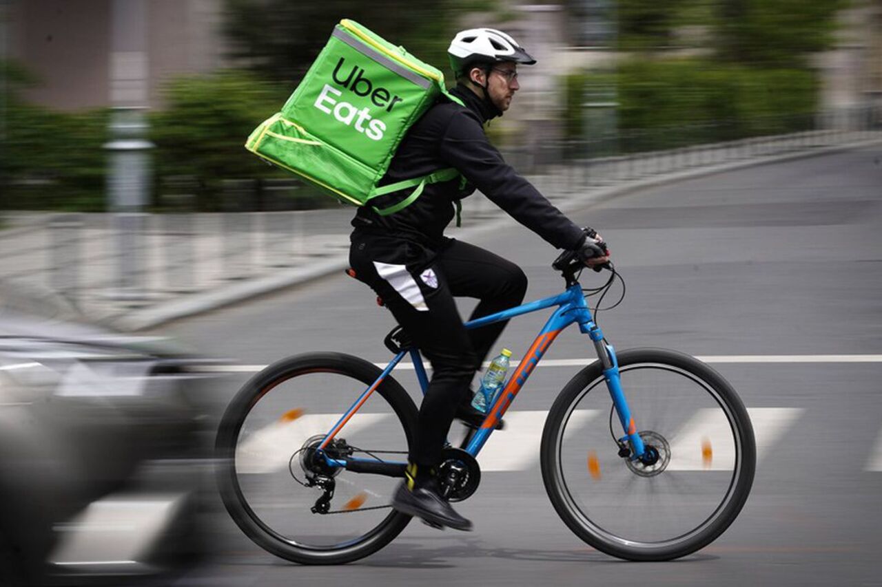 LIVRAISON AVEC UBER EATS