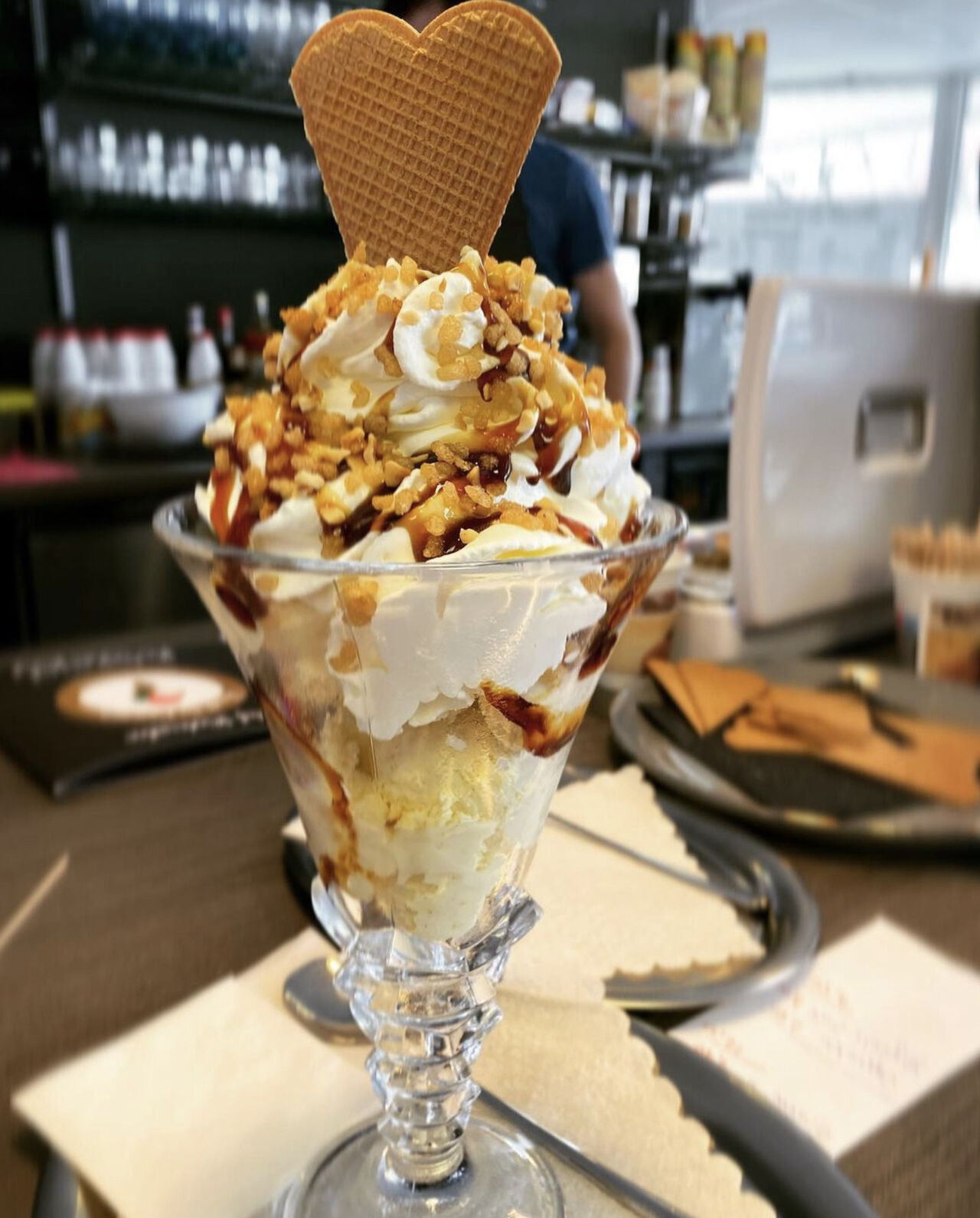 Caramell-Nuss Becher