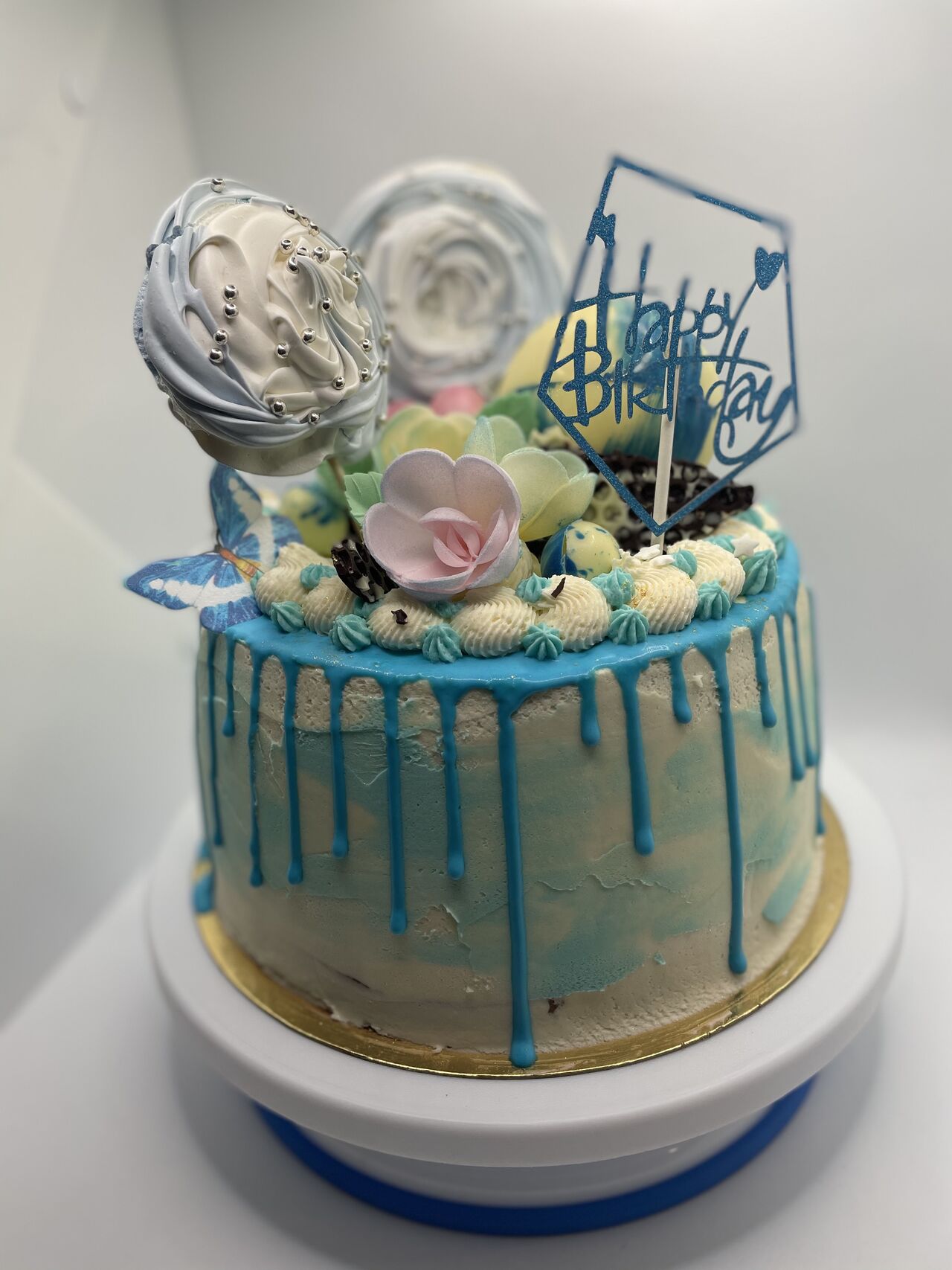 Molly Cake Ganache chocolat noir montée
Buttercream White & Blue 