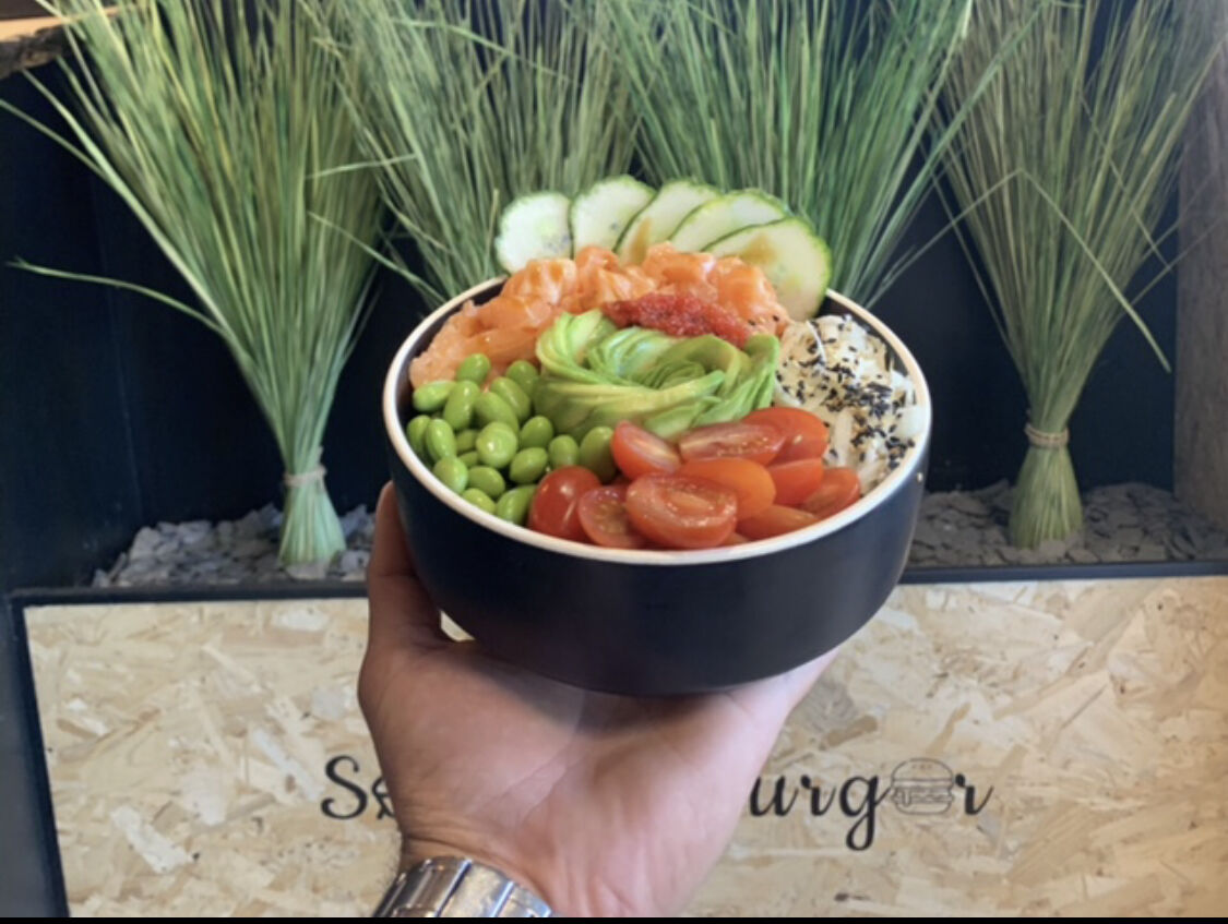 Poke bowl saumon