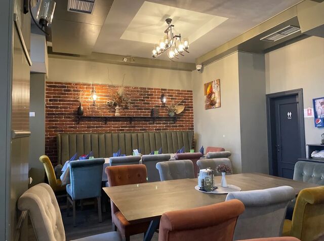 Restaurant Bradul Maneciu