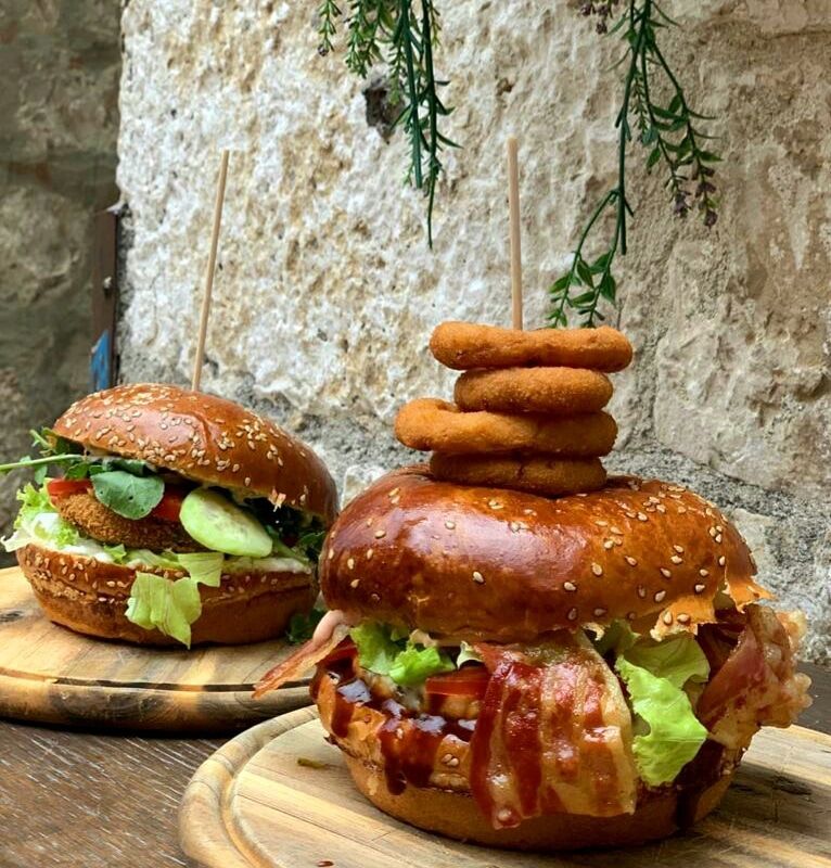 Vegeburger vs Bacon burger, which one do you fancy to eat when in Split?