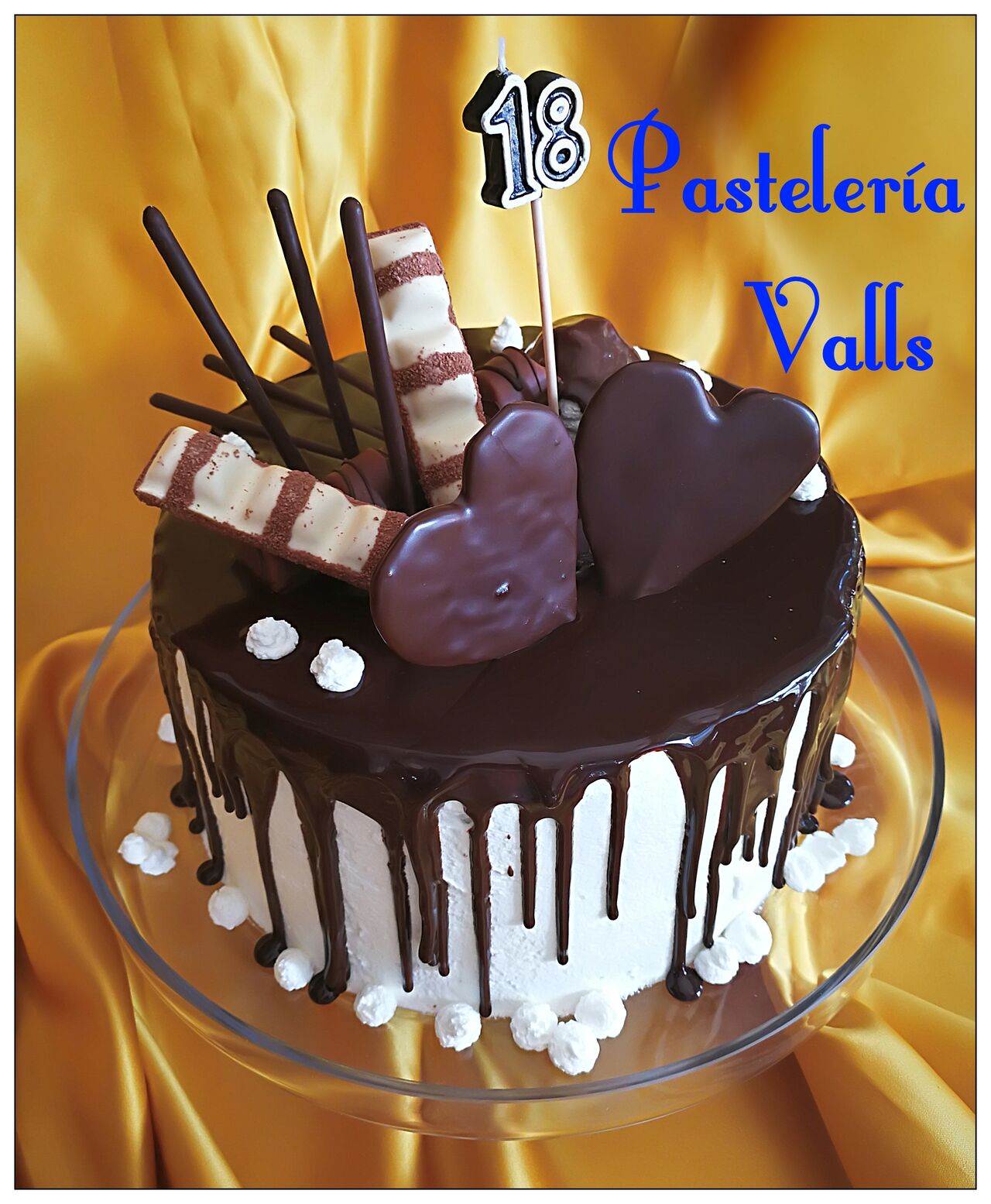 Tartas personalizadas.
Infantiles, juveniles, aniversarios...
Elige el tamaño, el relleno y la decoración que más te guste.