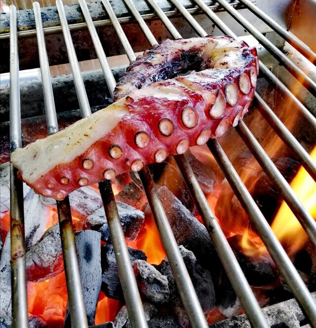 Tentacule de poulpe à la flamme