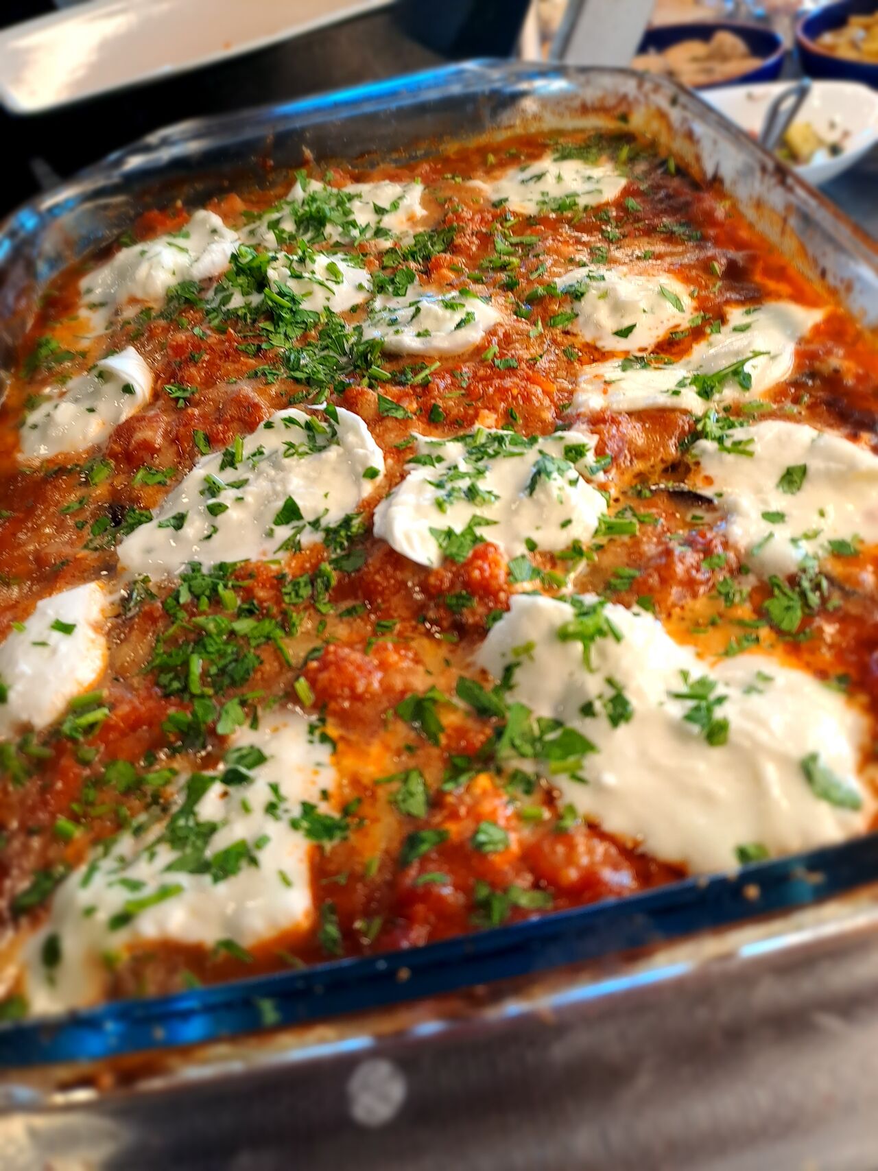 Aubergines avec sauce tomate, parmesan et mozzarella di bufala