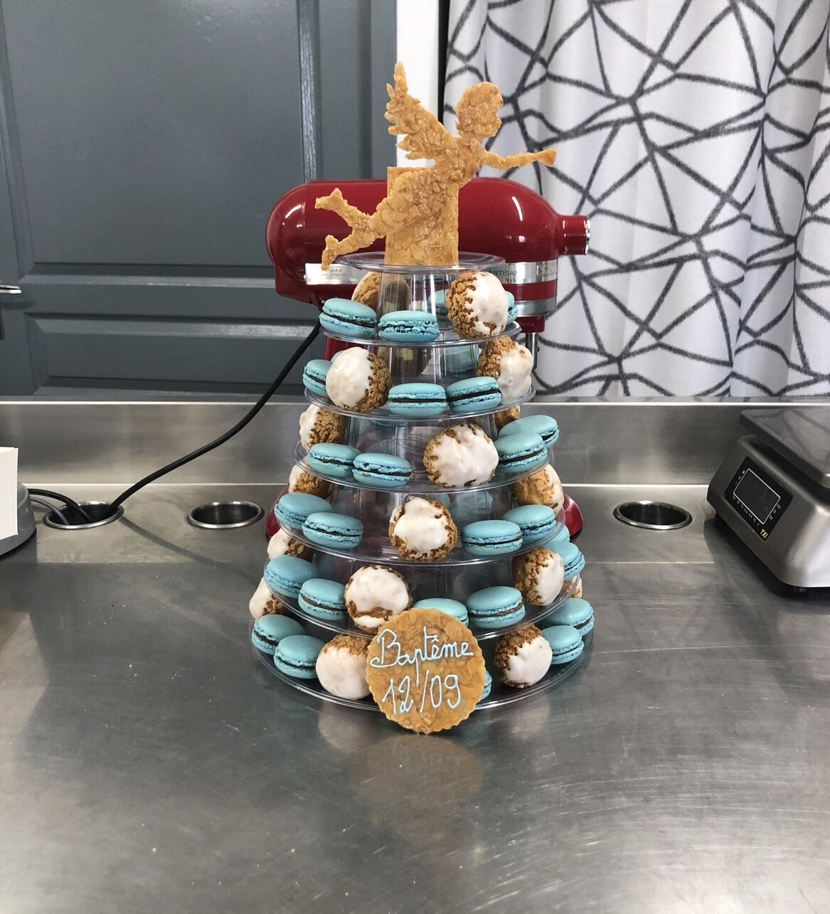 Pyramide de macaron et sa nougatine