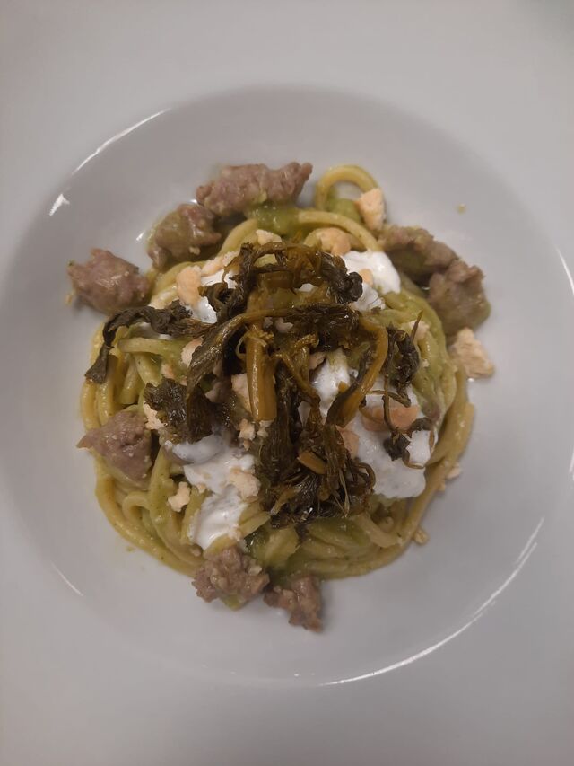 Tonnarello fresco salsiccia e friarielli