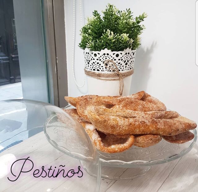 Pestiños con canela