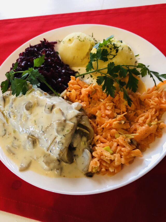 Golabki w sosie pieczarkowym???