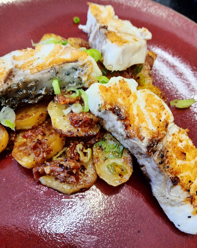 Filets de bar à l'unilatéral sur une 