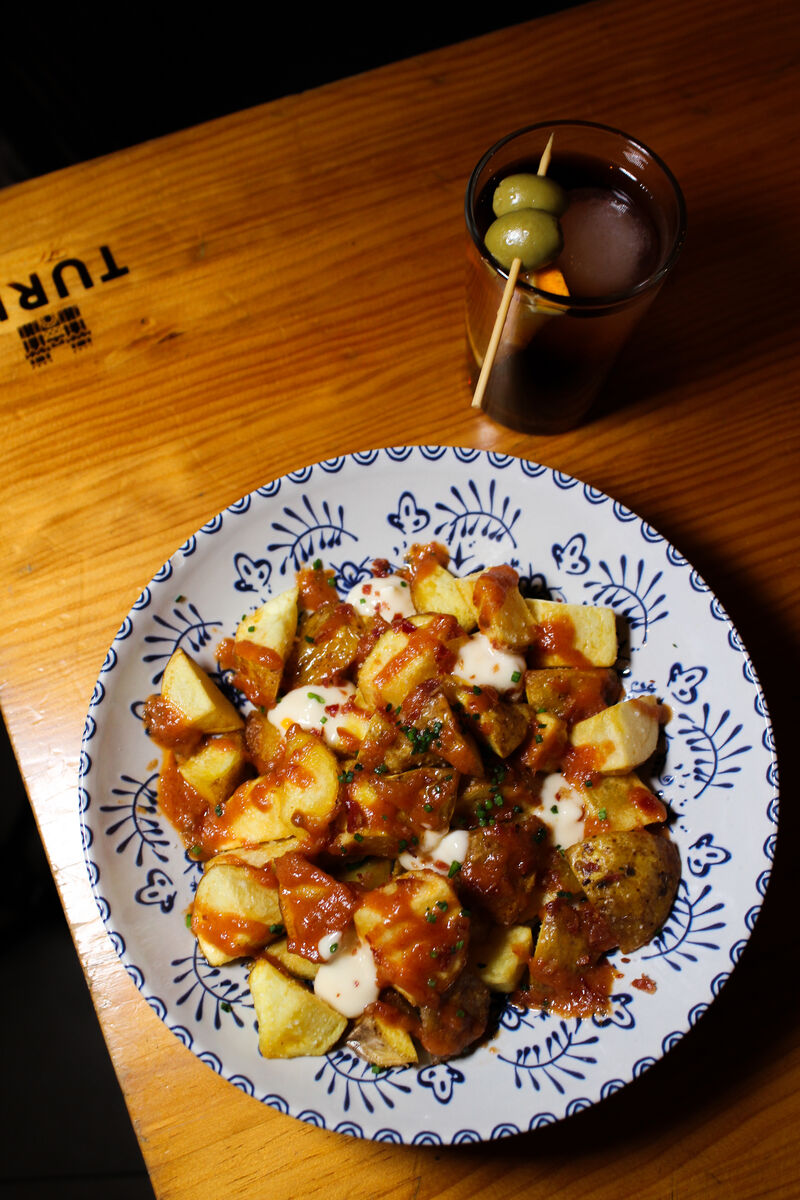 NUESTRAS CLÁSICAS BRAVAS Y VERMUT