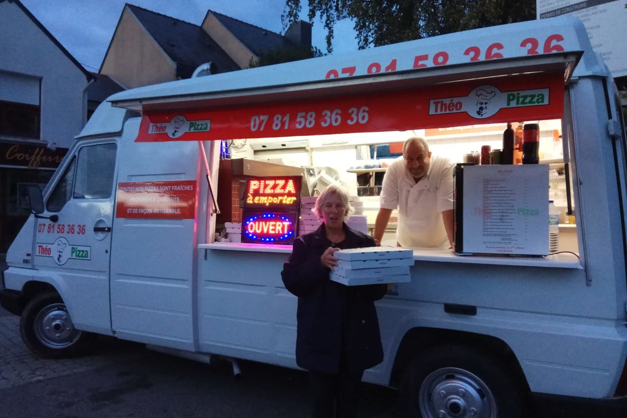 Place de la Mairie à Ploemel