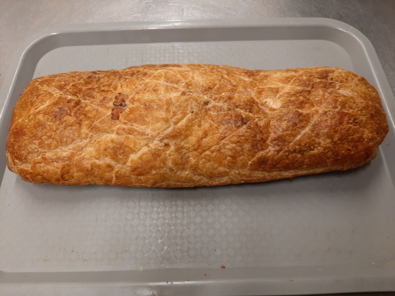 Pâté croûte maison viande hachée et assaisonnée sur place ..