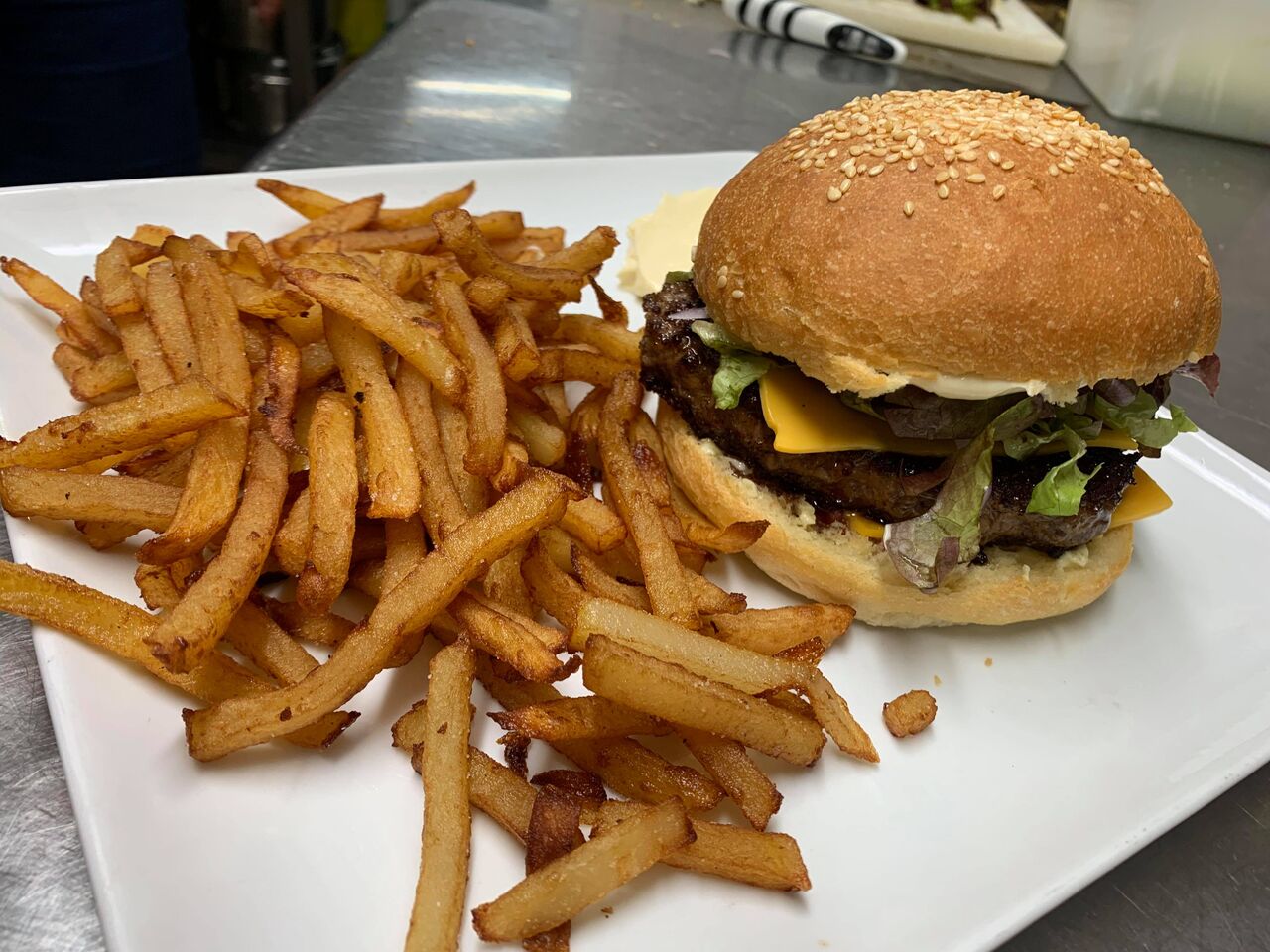 Burger et frites maison 