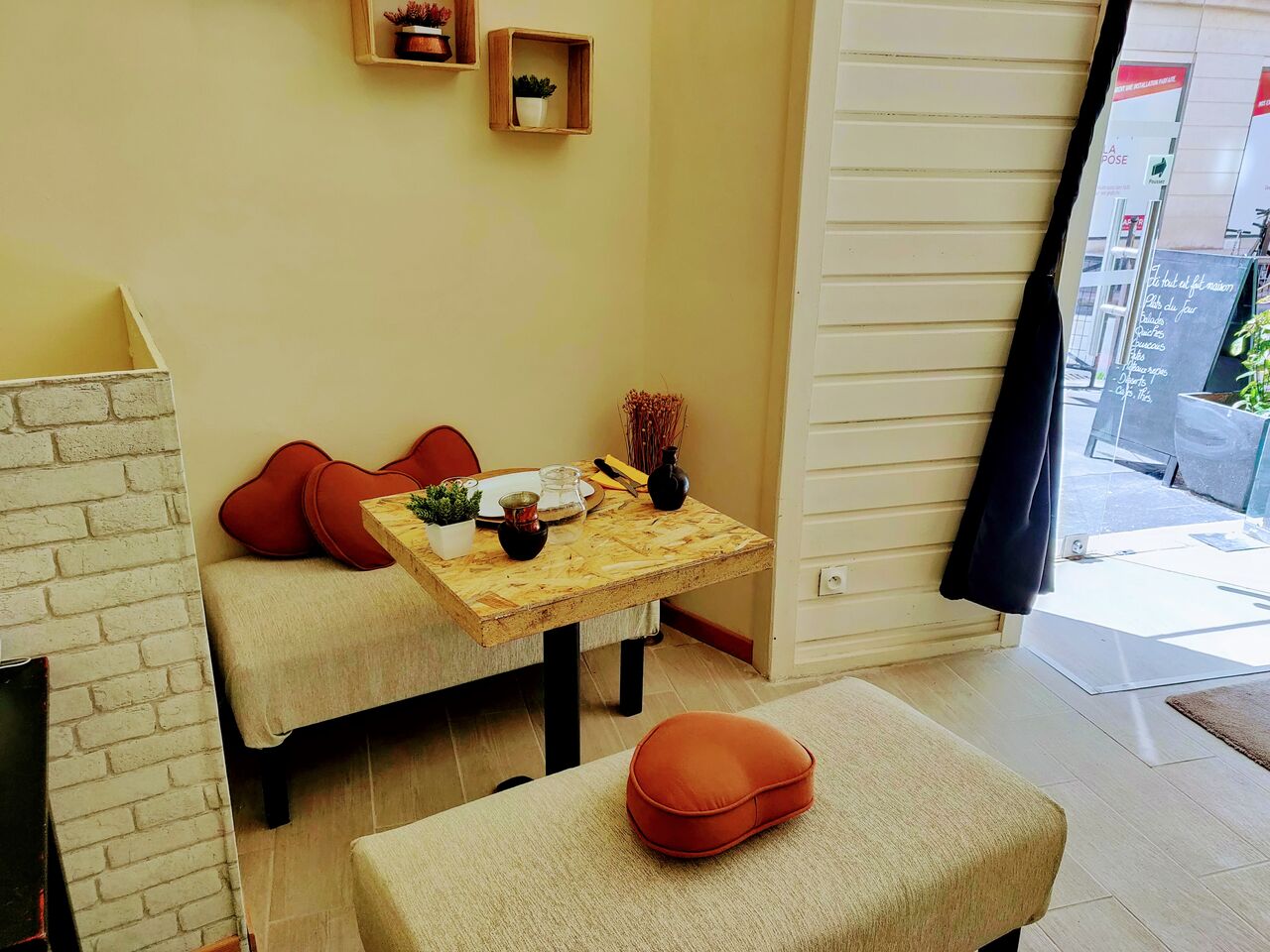 Un déjeuner au calme en couple ou entre amis