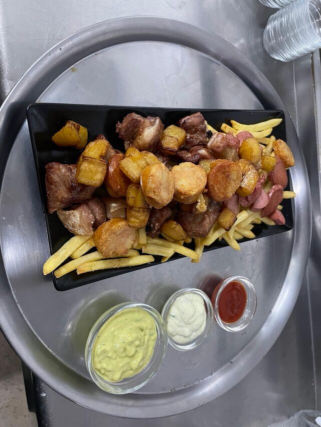 Picada mediana