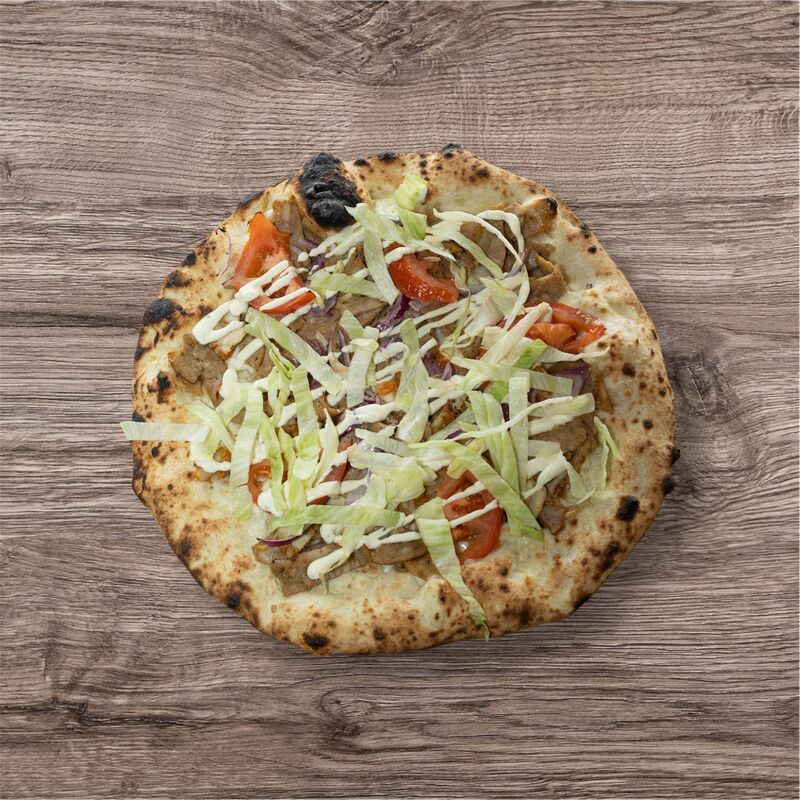 Kebab ▪ 14€ : sauce kebab, fior di latte, viande kebab française (veau et dinde), tomates, oignons rouges, salade iceberg