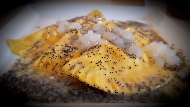 Raviolo con ripieno di burrata