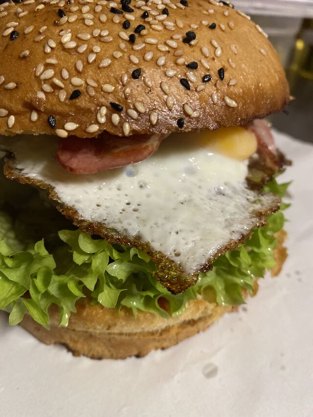 Burger opona wielosezonowa