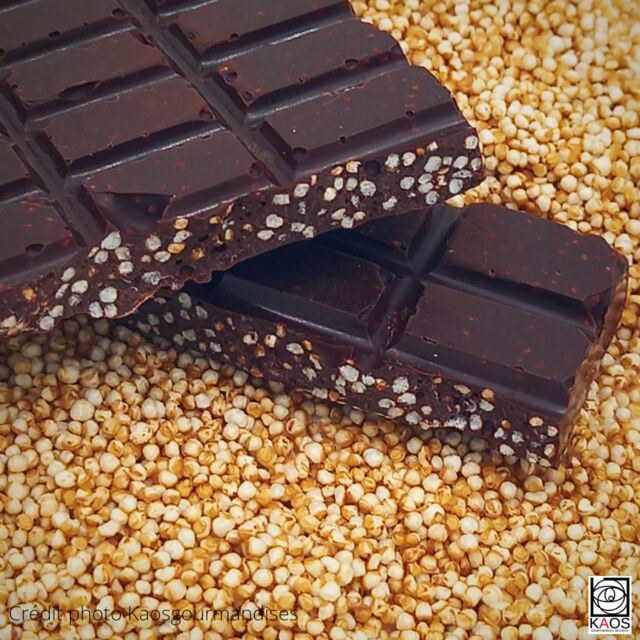 Tablette chocolat noir et graines de chanvre 