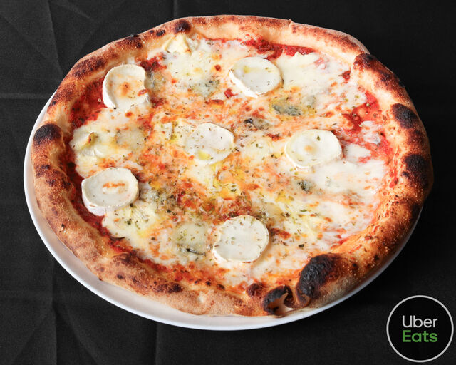 Pizza quatre fromages 