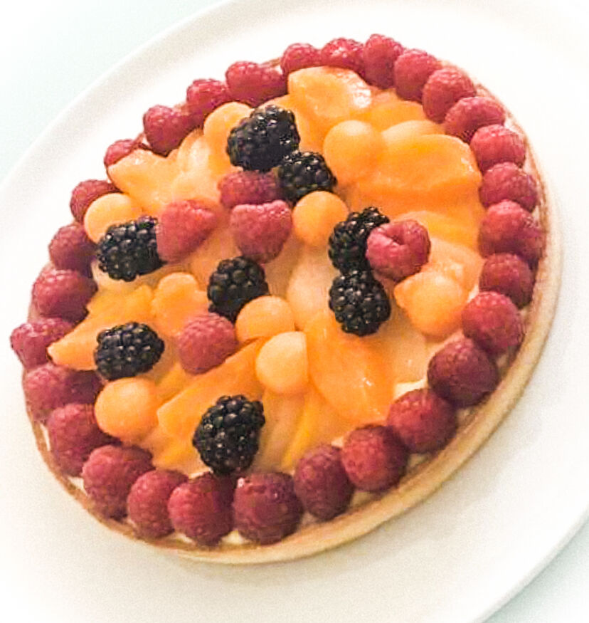 • TARTE AUX FRUITS •
Avec les fruits de saison ou selon vos envies