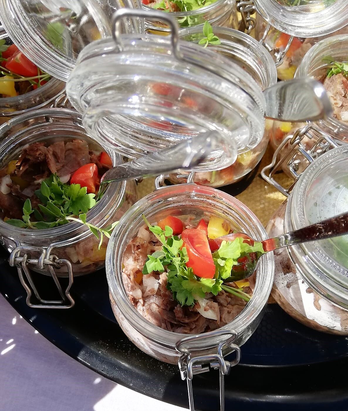 Rindfleischsalat im Glas