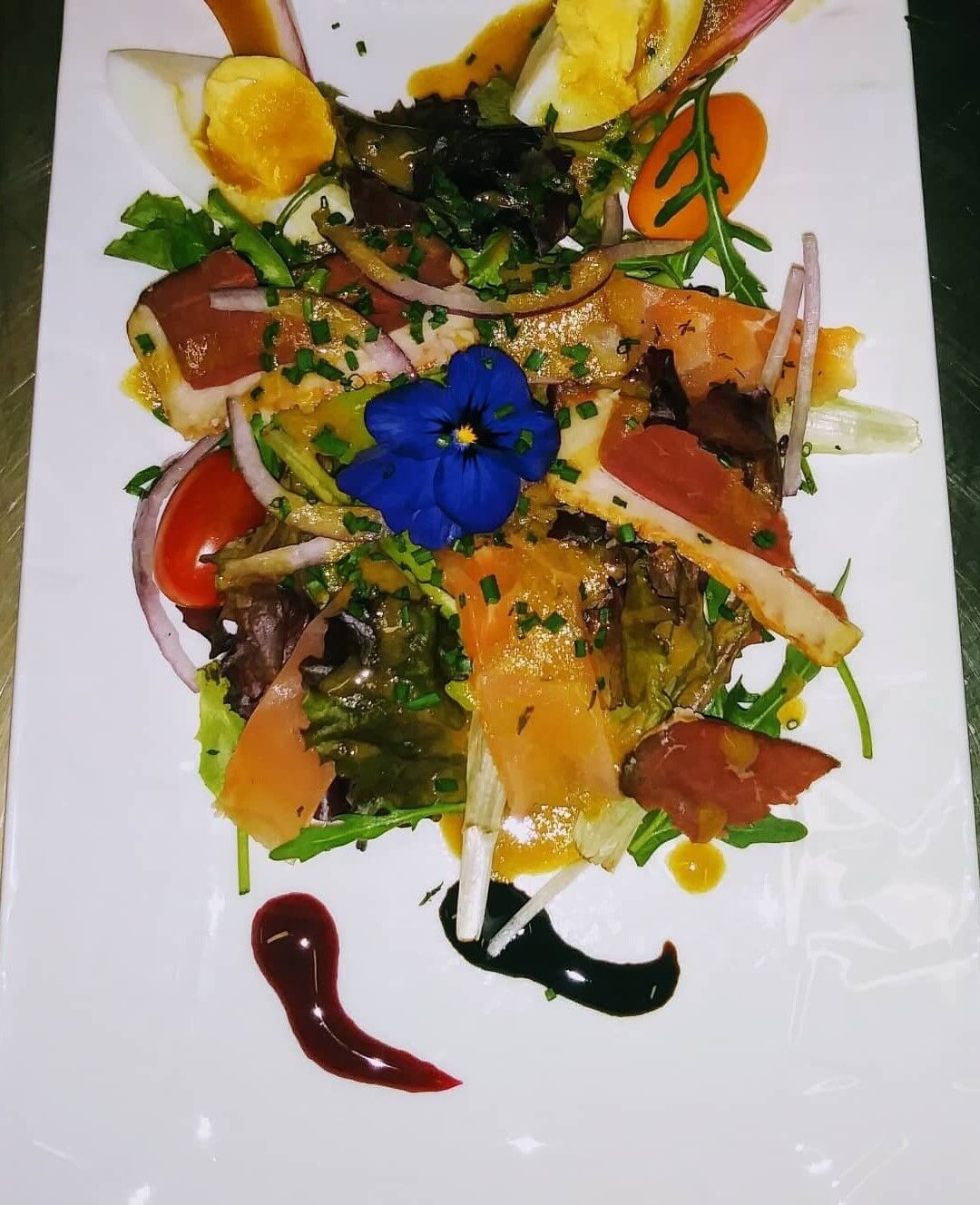 entrée SALADE TERRE MER de la St Valentin