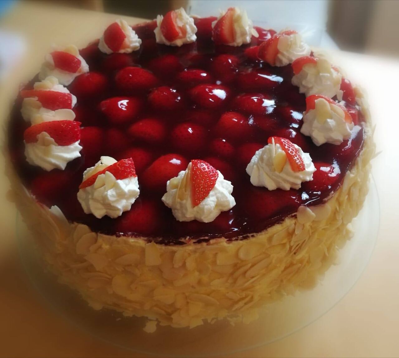 hausgebackene Torten