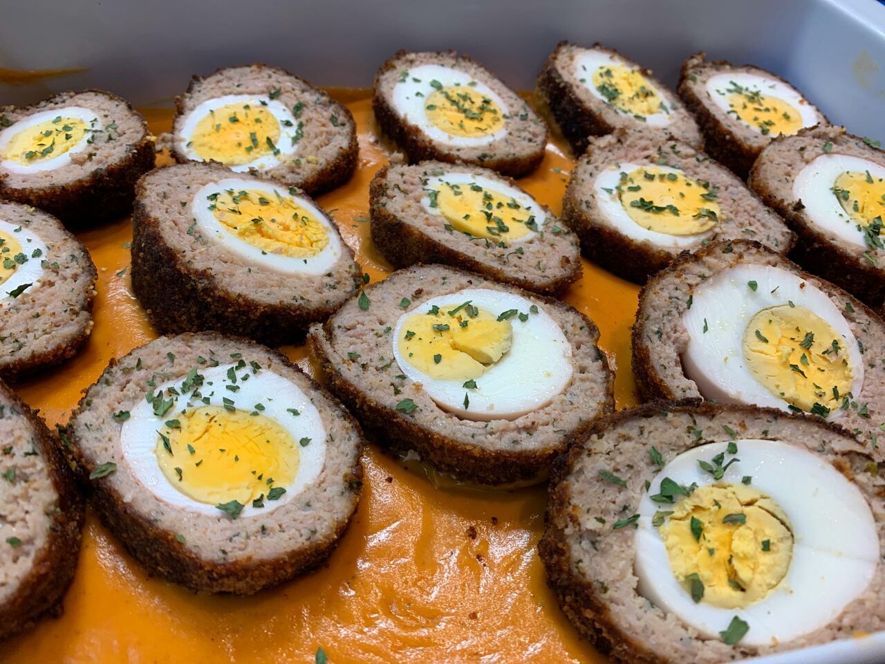 vogelnestje in tomatensaus