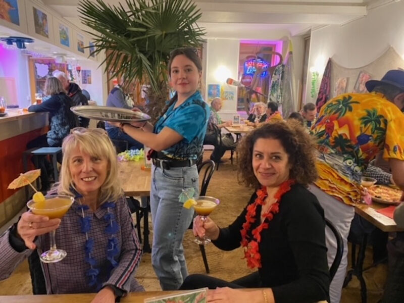 lancement de 3 soirées Hawaï en plein mois de janvier. 