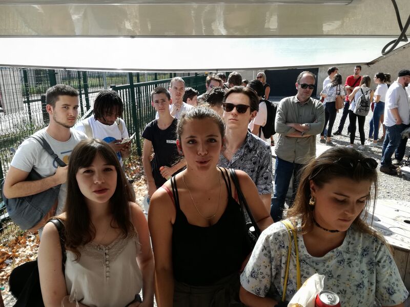 Je suis là pour vos occasions, que ce soit événements sportifs, anniversaire...