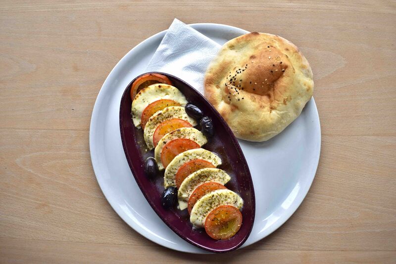 Ofenkäse mit Tomaten