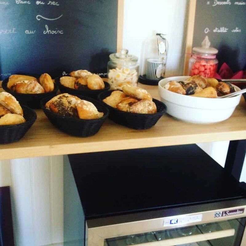 Pain fait maison par notre chef Michaël 👨🏼‍🍳