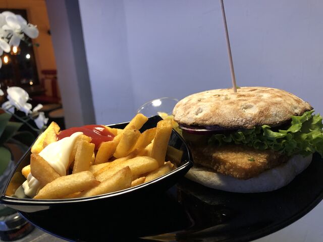 07. Lecker-Bekk Burger