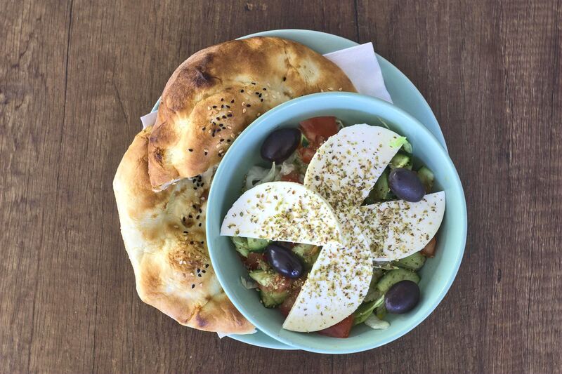 Schafskäsesalat