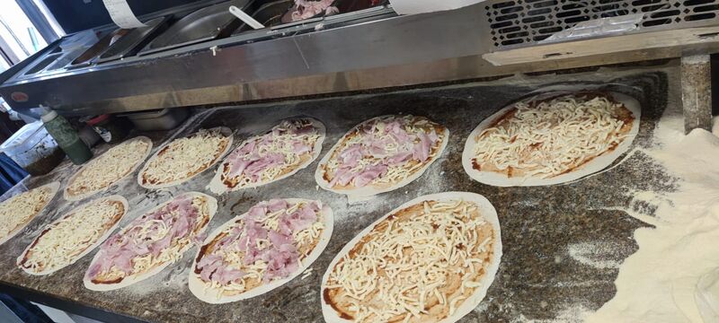 Pizzas