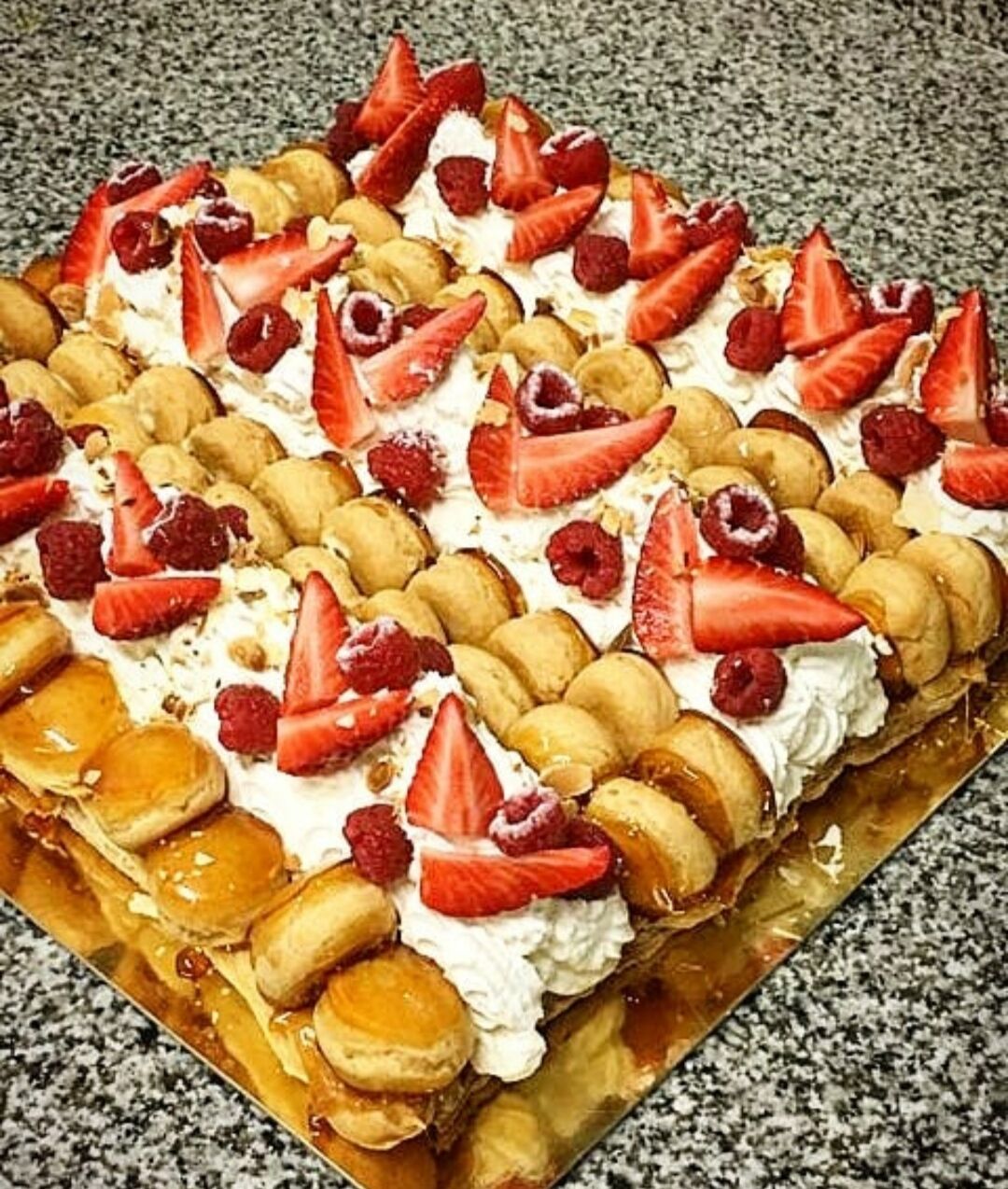 St-Honoré gourmand aux fruits de saison