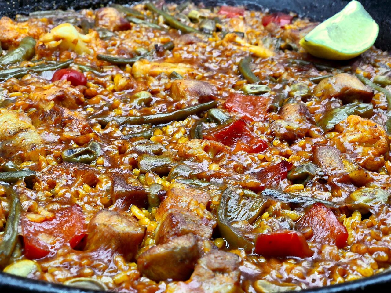 Arroz con carne y verduras