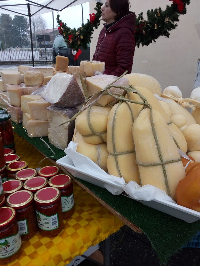 PROVOLA SILANA A EURO 8,50 AL CHILO