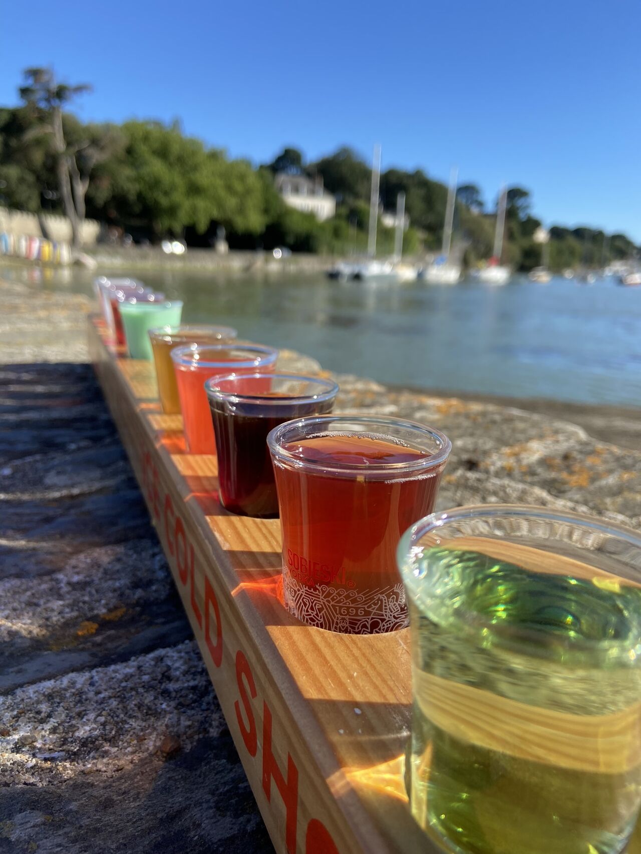 Soyez aventurier et découvrez les saveurs originales des shooters de notre barman ! 