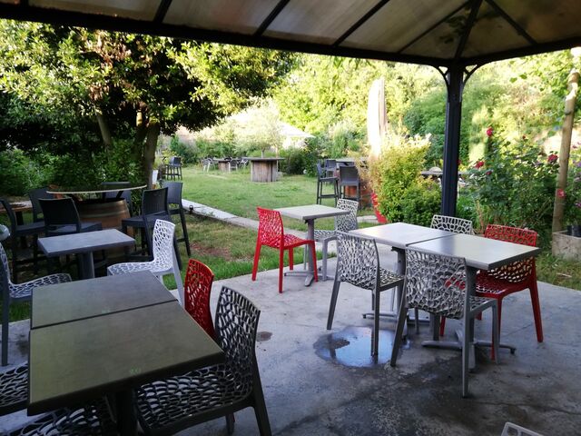 TERRASSE ET JARDIN