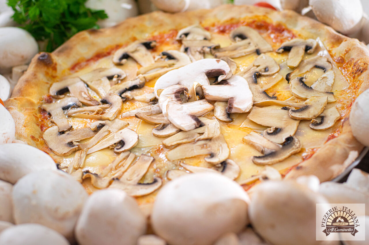 Pizza Ai Funghi