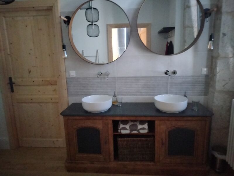 salle de bain chambre 3