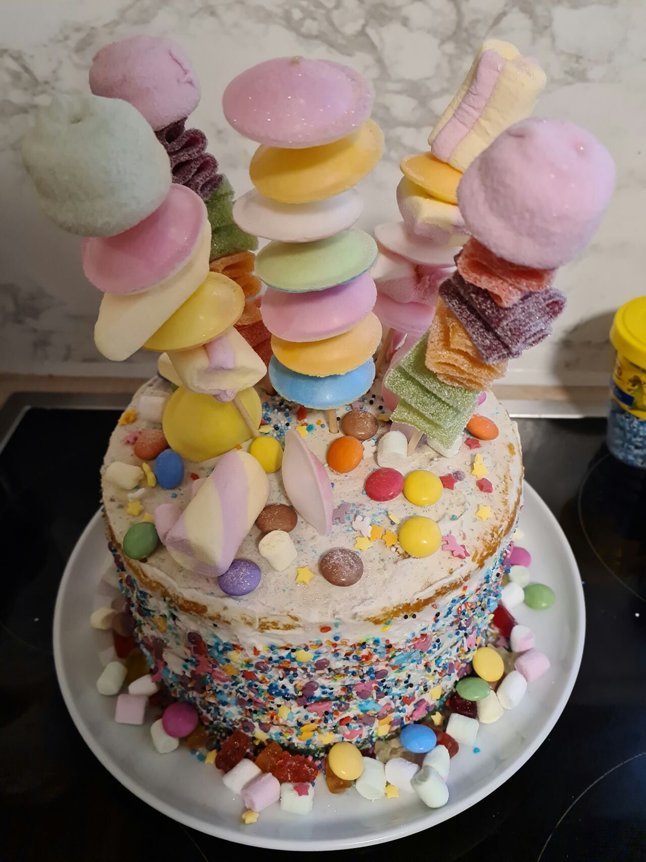Bunte Kindertorte