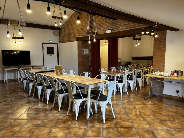 Grande salle de réunion